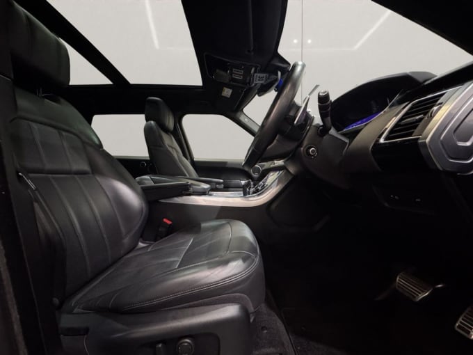 2025 Land Rover Range Rover Sport