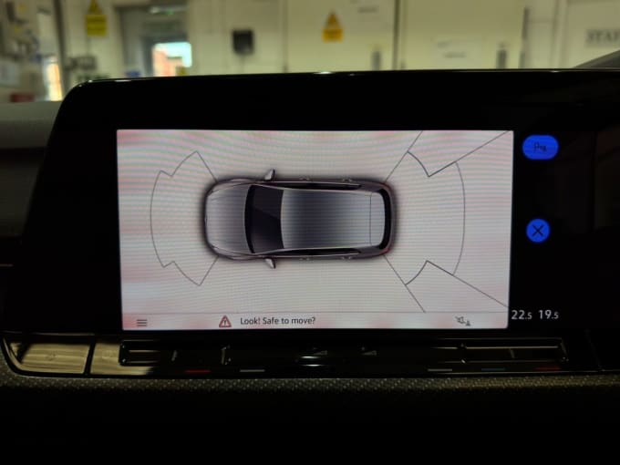 2025 Volkswagen Golf