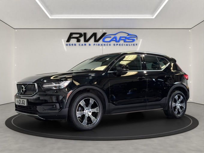 2025 Volvo Xc40