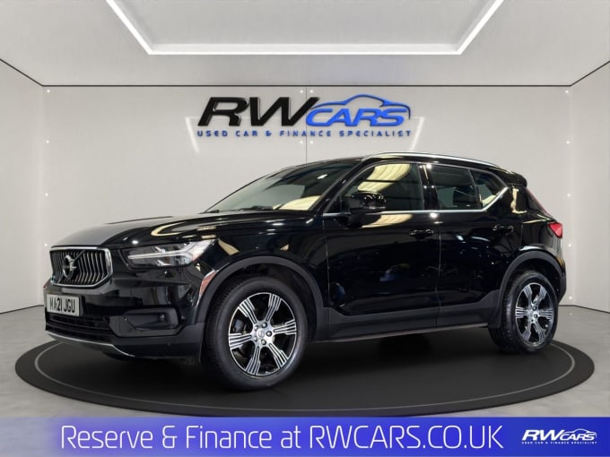 2025 Volvo Xc40