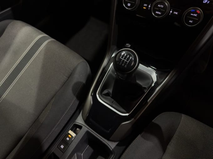2025 Volkswagen T-roc