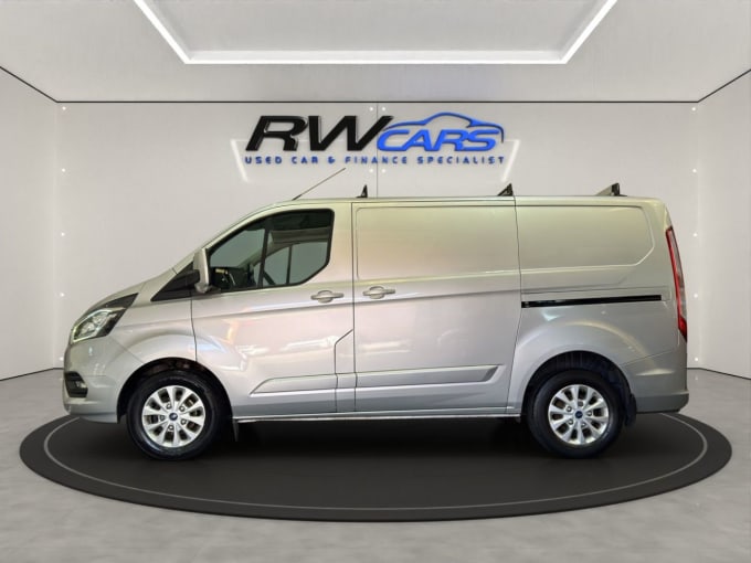 2025 Ford Transit Custom