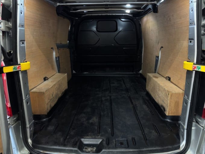 2025 Ford Transit Custom