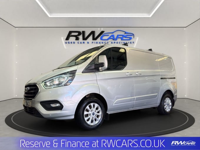 2025 Ford Transit Custom