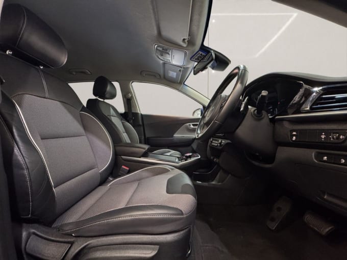 2025 Kia Niro