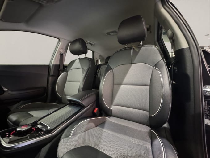 2025 Kia Niro