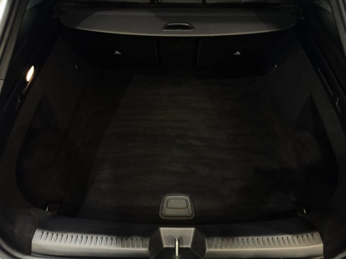 2025 Mercedes-benz Cla