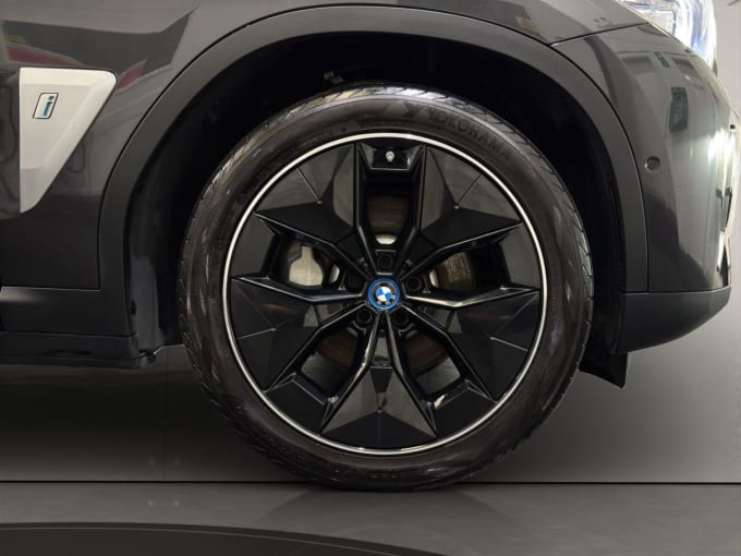 2025 BMW Ix3