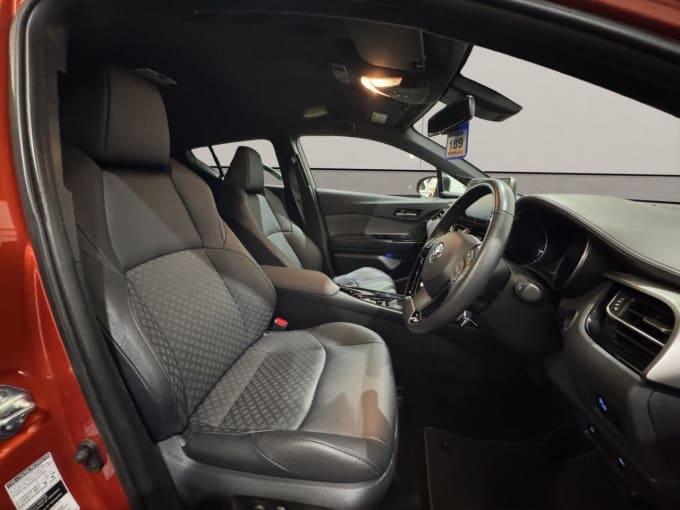 2025 Toyota C-hr