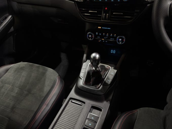 2025 Ford Kuga