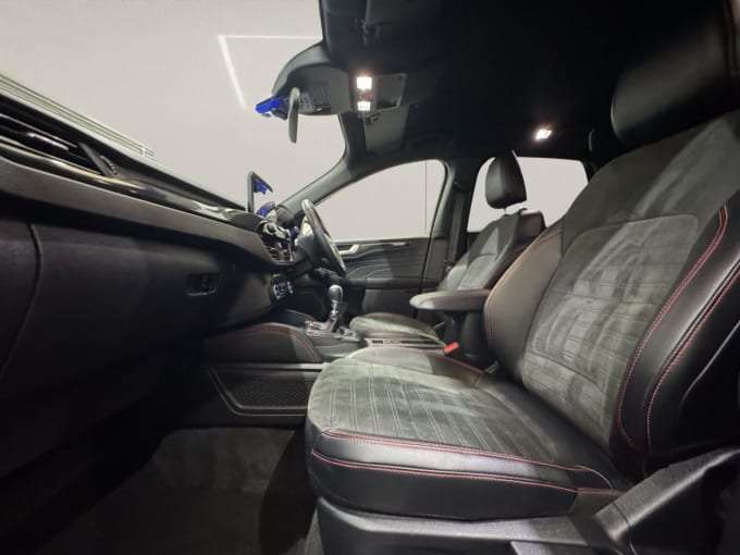 2025 Ford Kuga