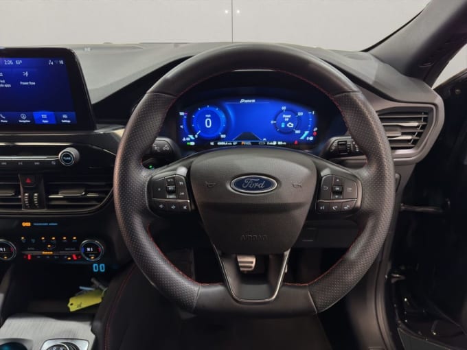 2025 Ford Kuga