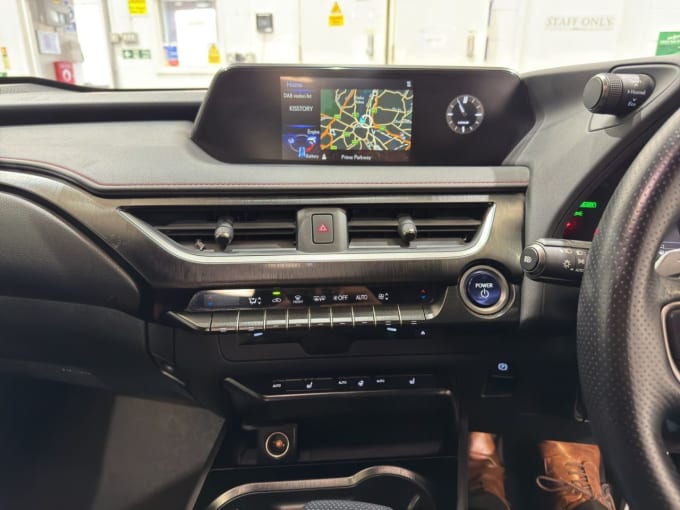2025 Lexus Ux
