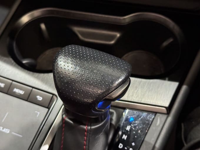 2025 Lexus Ux