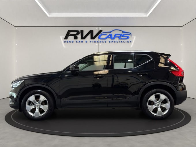 2025 Volvo Xc40