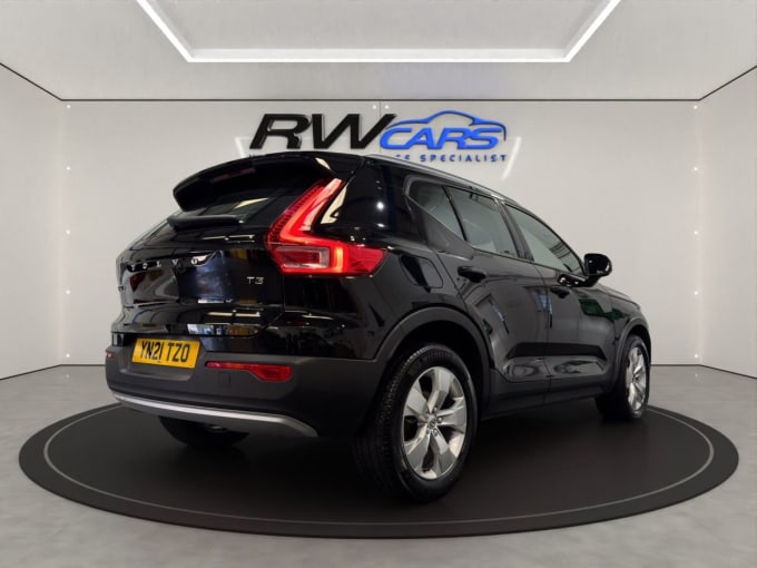 2025 Volvo Xc40