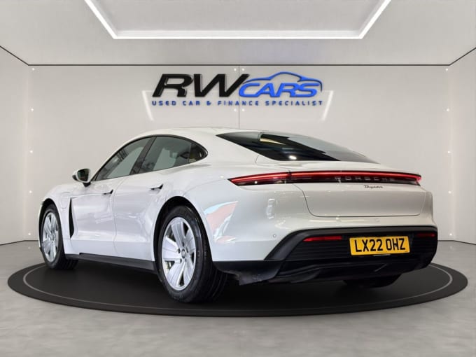 2025 Porsche Taycan