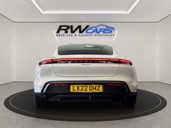 2025 Porsche Taycan