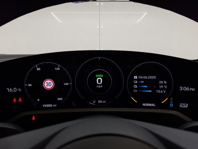 2025 Porsche Taycan
