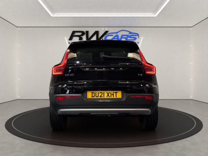 2025 Volvo Xc40