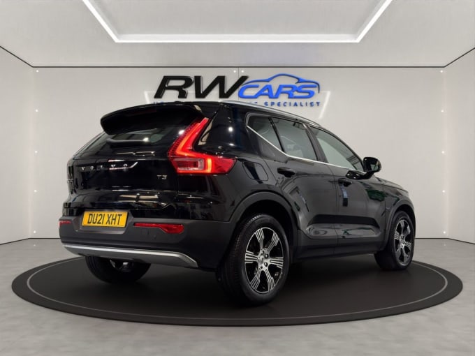 2025 Volvo Xc40