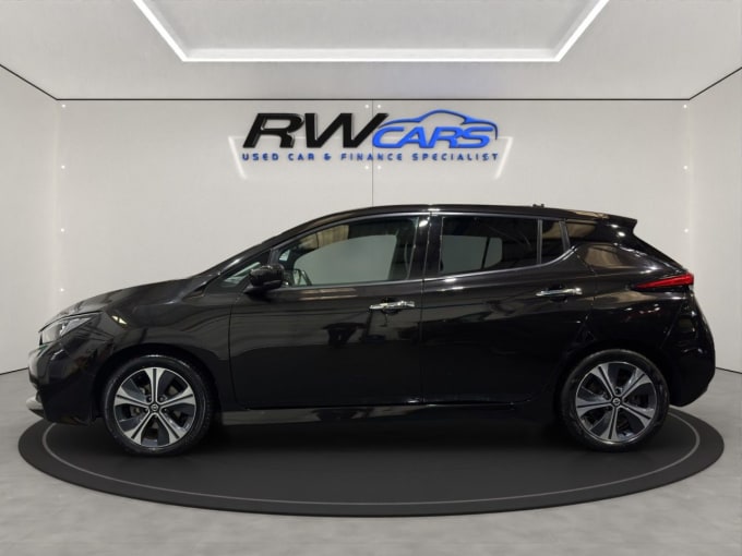 2025 Nissan Leaf