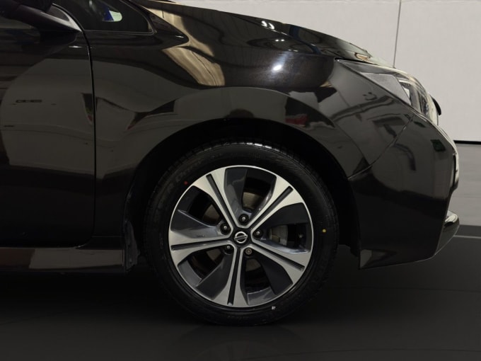 2025 Nissan Leaf