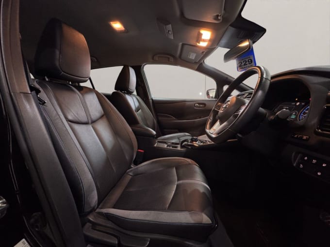 2025 Nissan Leaf