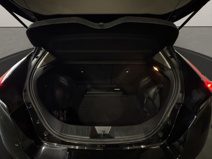 2025 Nissan Leaf