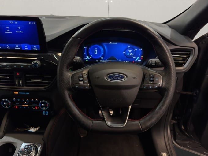 2025 Ford Kuga