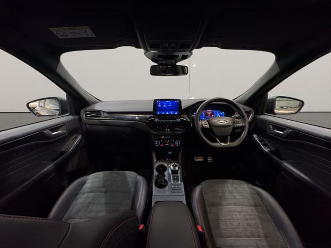 2025 Ford Kuga