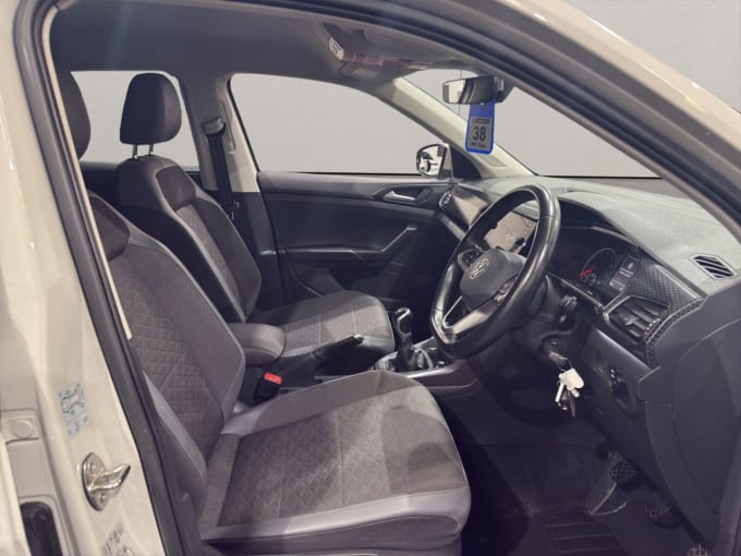2025 Volkswagen T-cross