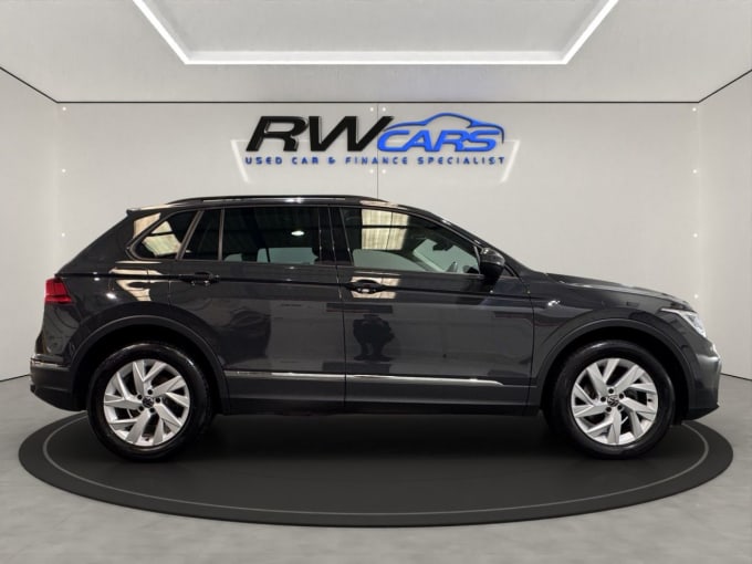 2025 Volkswagen Tiguan