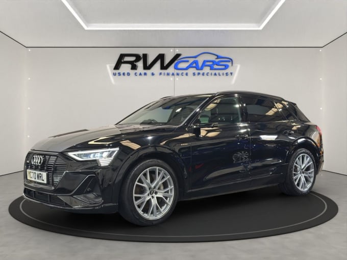 2025 Audi E-tron