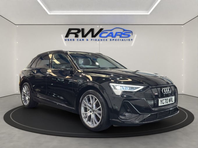 2025 Audi E-tron