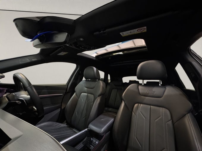 2025 Audi E-tron