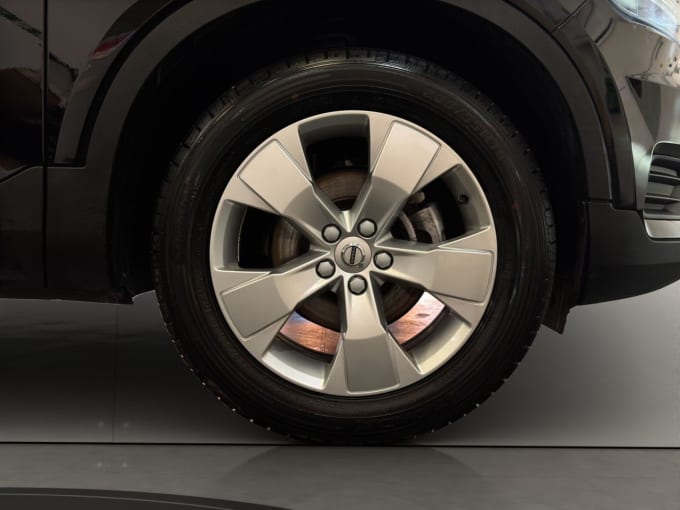 2025 Volvo Xc40