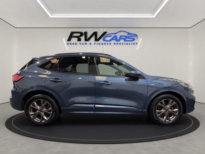 2025 Ford Kuga