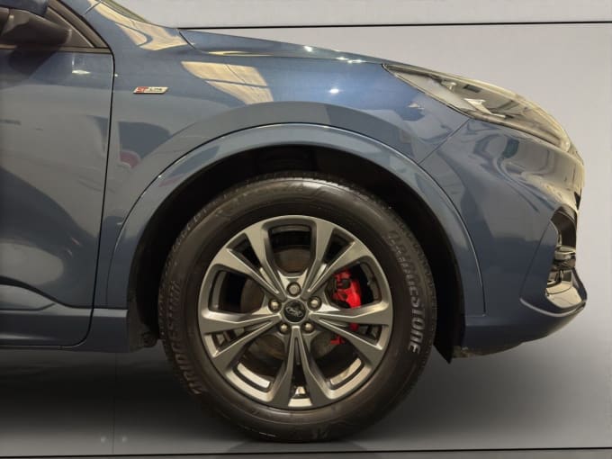 2025 Ford Kuga