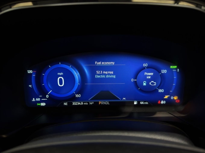 2025 Ford Kuga