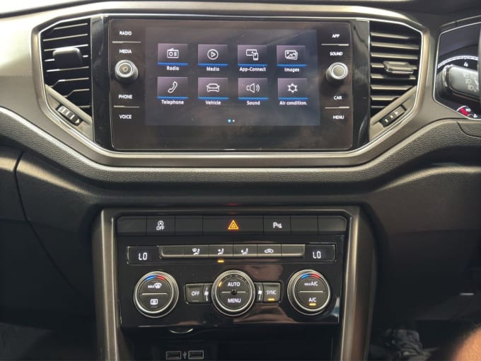 2025 Volkswagen T-roc