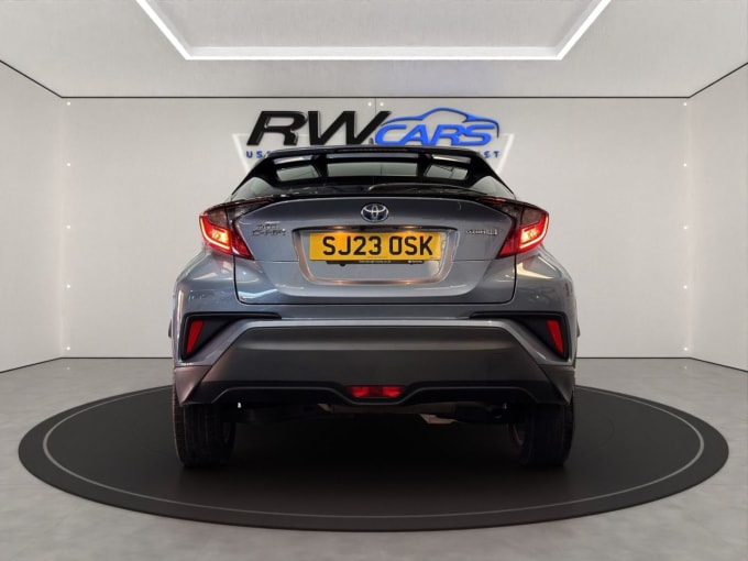2025 Toyota C-hr