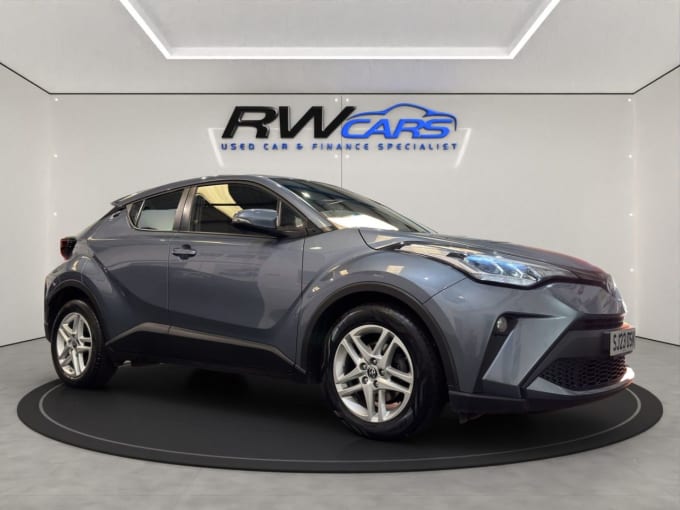 2025 Toyota C-hr