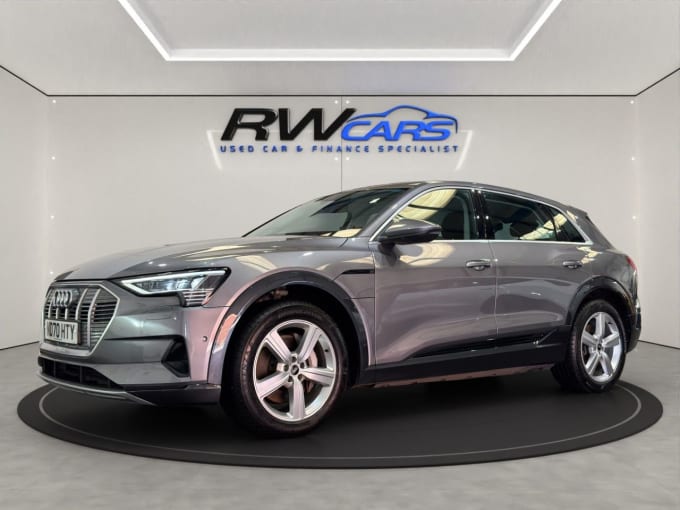 2025 Audi E-tron