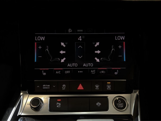 2025 Audi E-tron