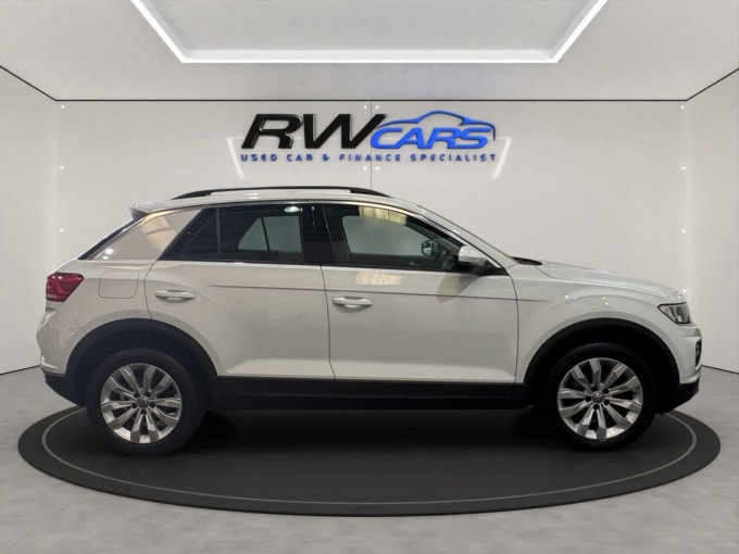 2025 Volkswagen T-roc