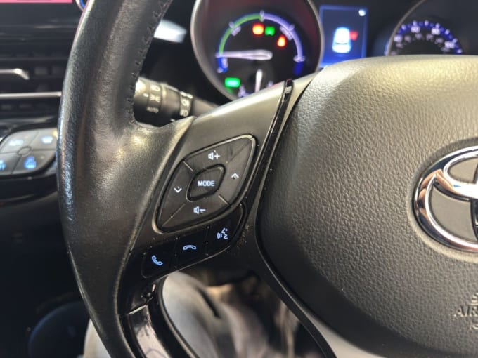 2025 Toyota C-hr