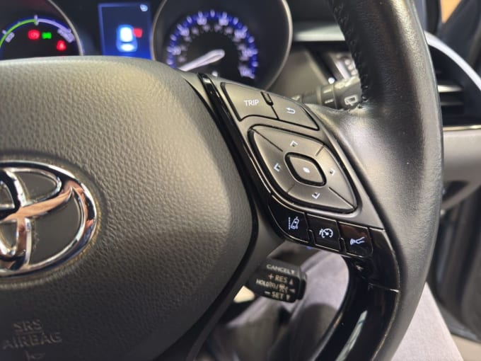 2025 Toyota C-hr