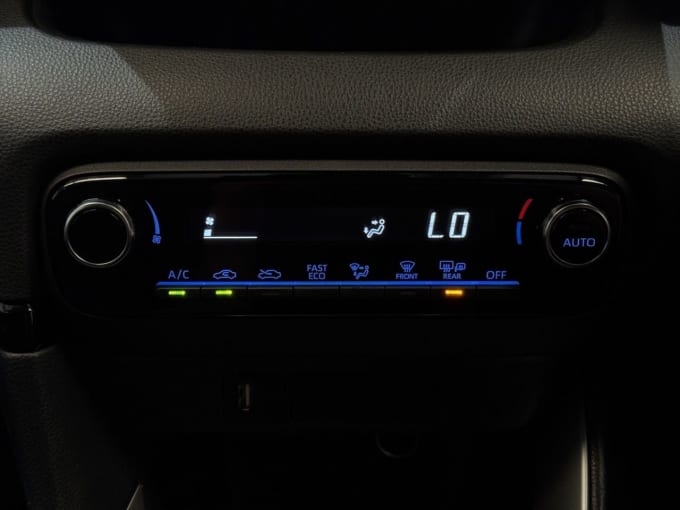 2025 Toyota Yaris