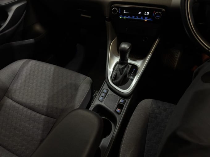2025 Toyota Yaris